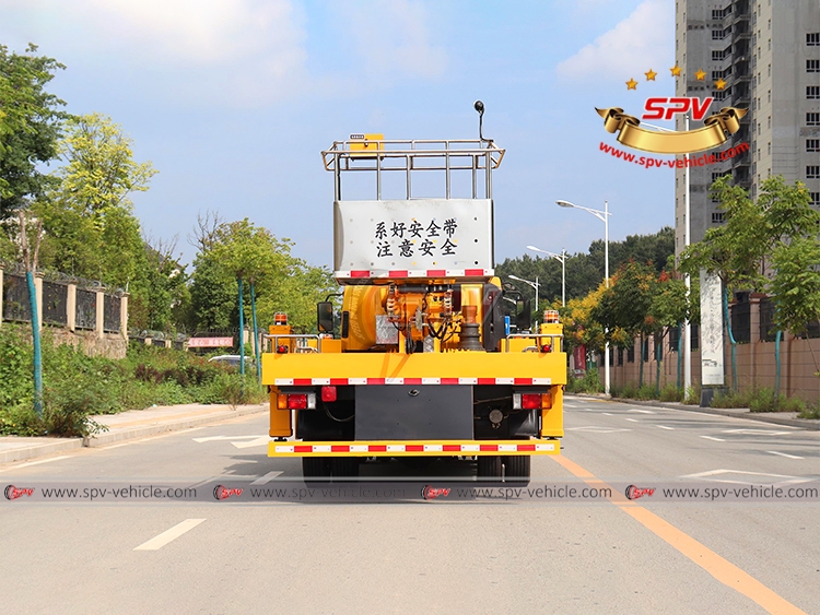 SPV | Telescopic Lifting Platform Truck ISUZU - Rear Side View